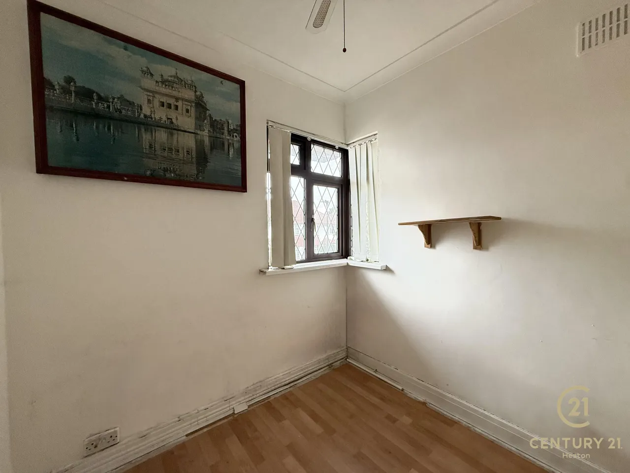 Crosslands Avenue, Southall, UB2, photo 12