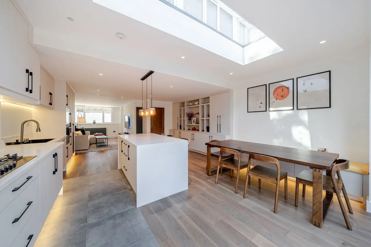 4 bed house for sale — Ebbisham Drive, London, London, SW8 1UB