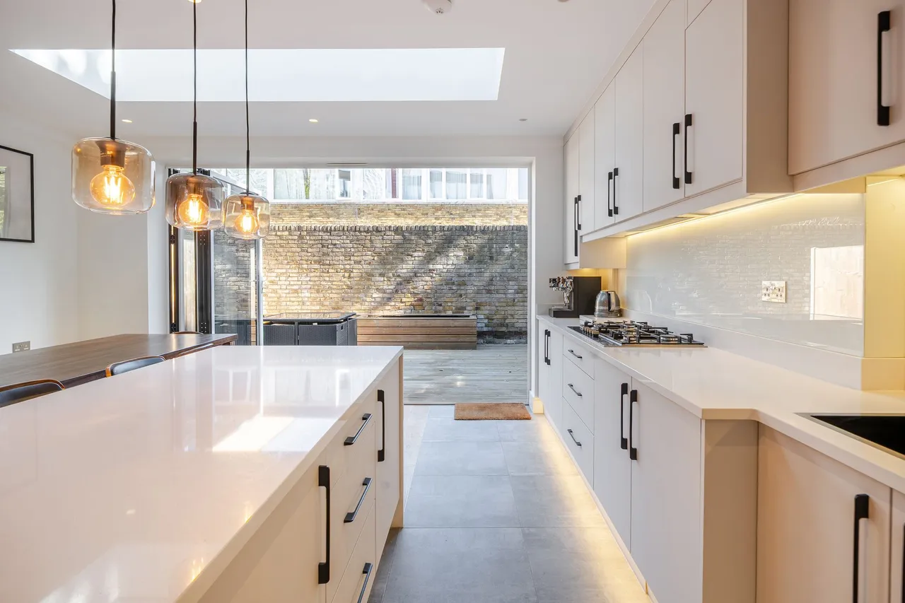 Ebbisham Drive, London, London, SW8 1UB, photo 12
