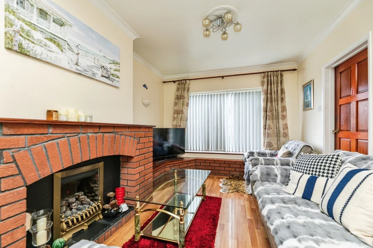 Sandstone Drive, Sheffield, South Yorkshire, S9, photo 5