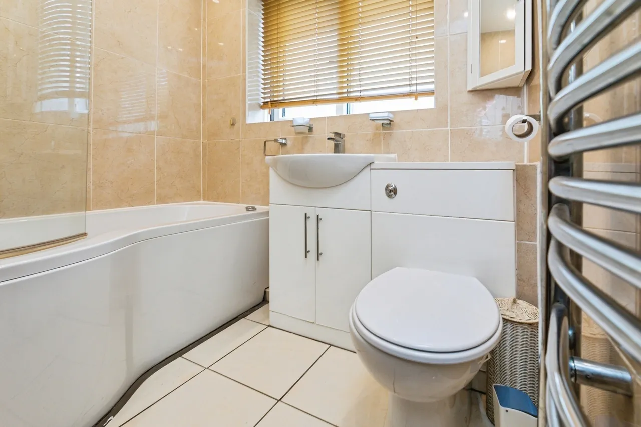 Sandstone Drive, Sheffield, South Yorkshire, S9, photo 11