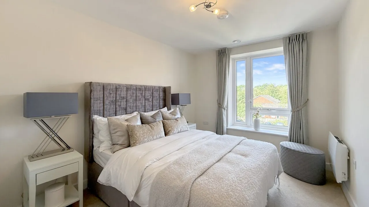 Crescent Place, Warminster, BA12, photo 5