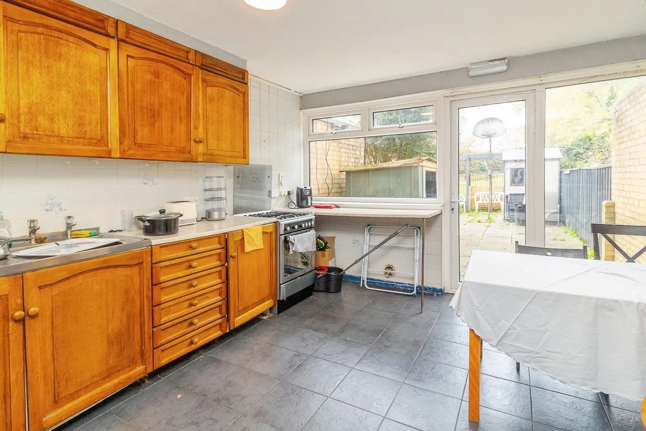 Gurnards Avenue, Fishermead, MK6, photo 5