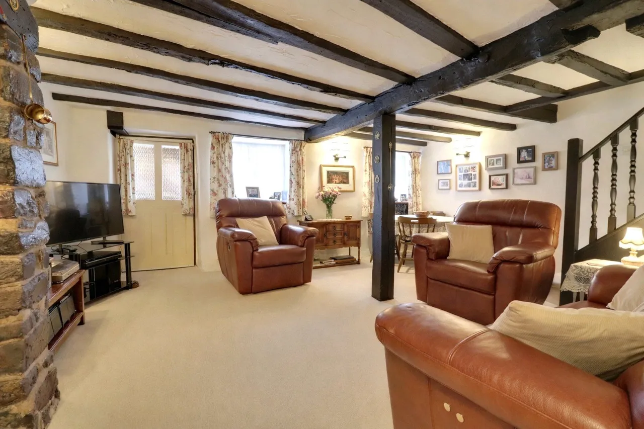 South Molton Street, Chulmleigh, EX18, photo 5