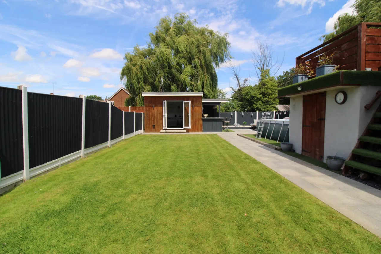 Rawreth Lane, Wickford, SS11, photo 23