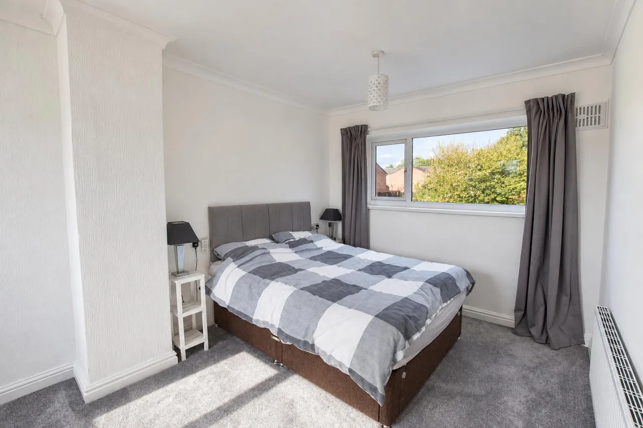 Chapel Avenue, Heckmondwike, WF16, photo 6