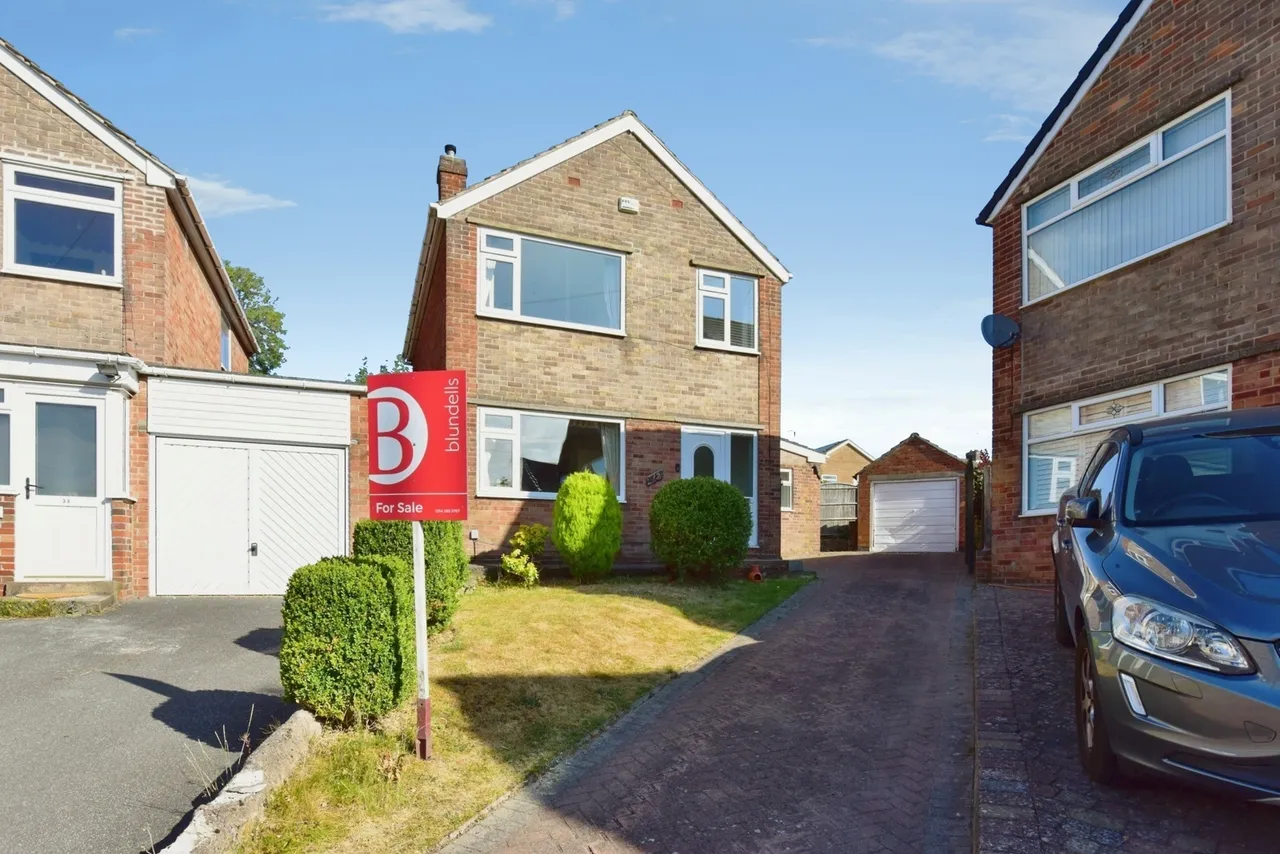 3 bed house for sale — Leadbeater Road, Sheffield, S12