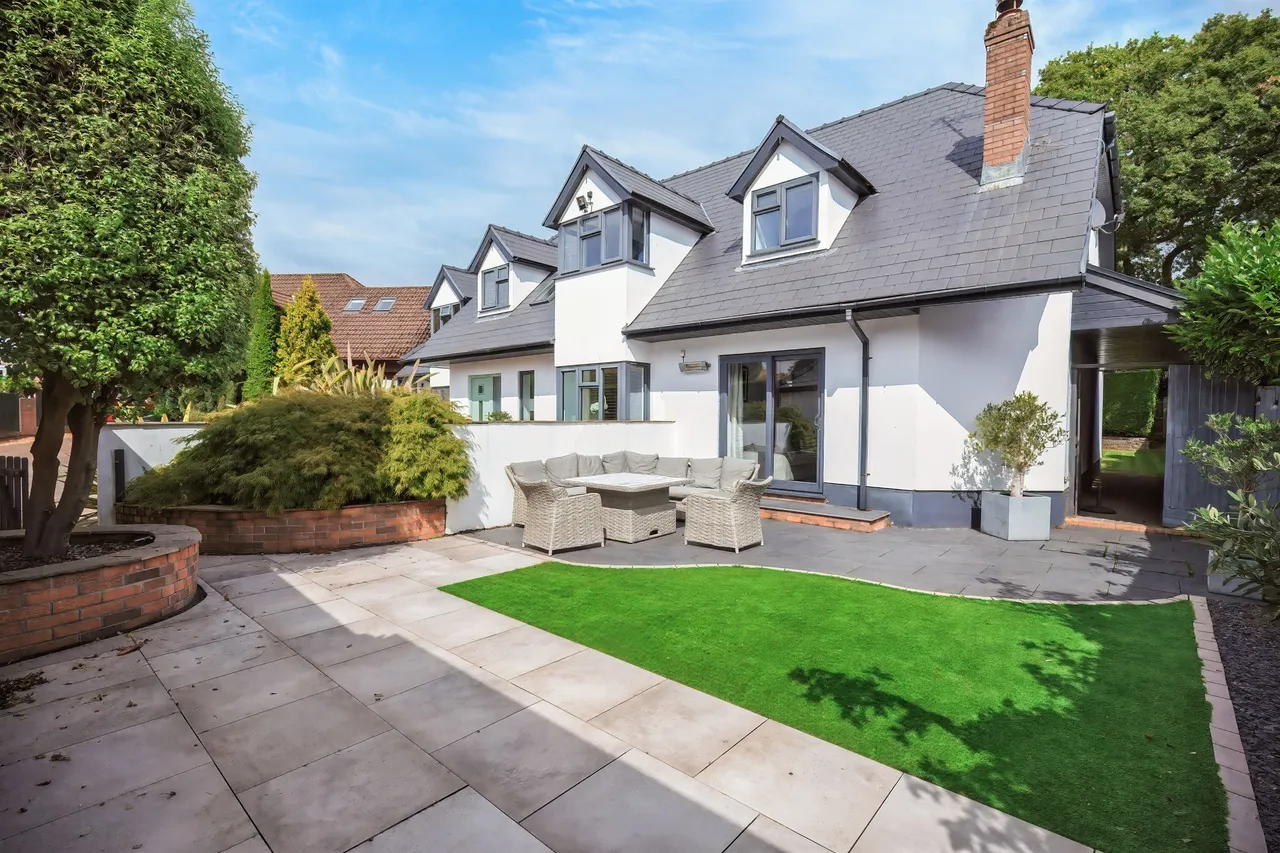 Mill Road, Cardiff, CF14, photo 33