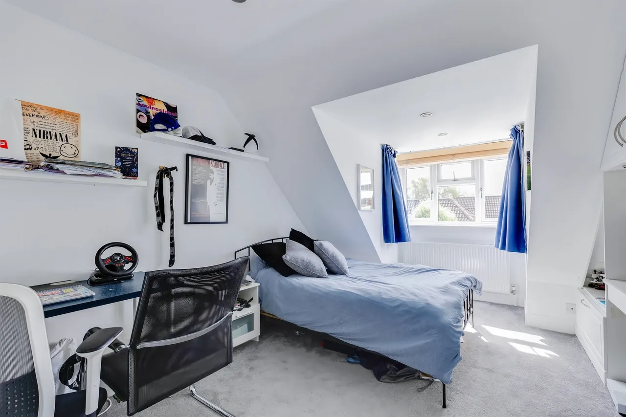 Mill Road, Cardiff, CF14, photo 26