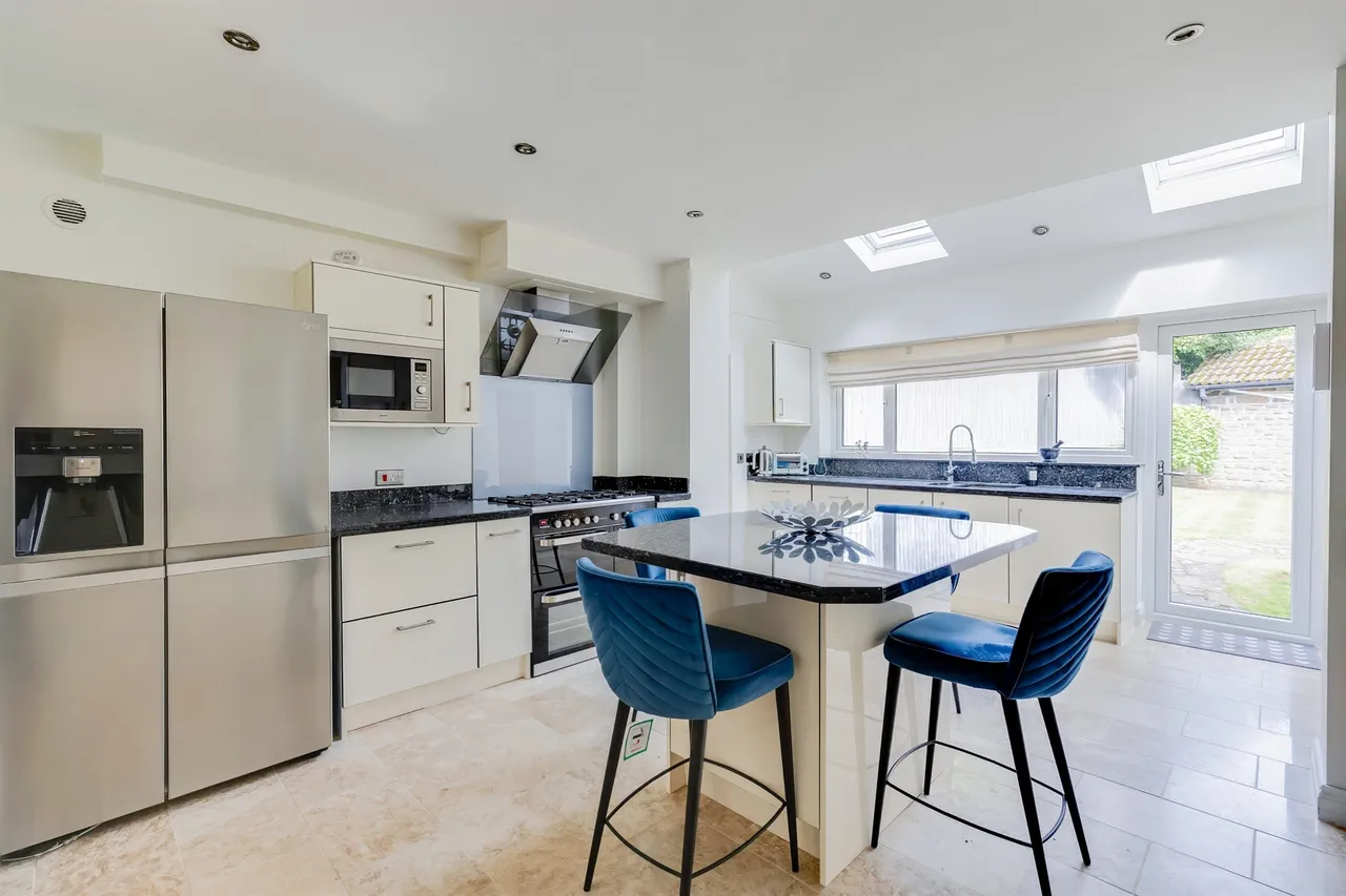 Mill Road, Cardiff, CF14, photo 4