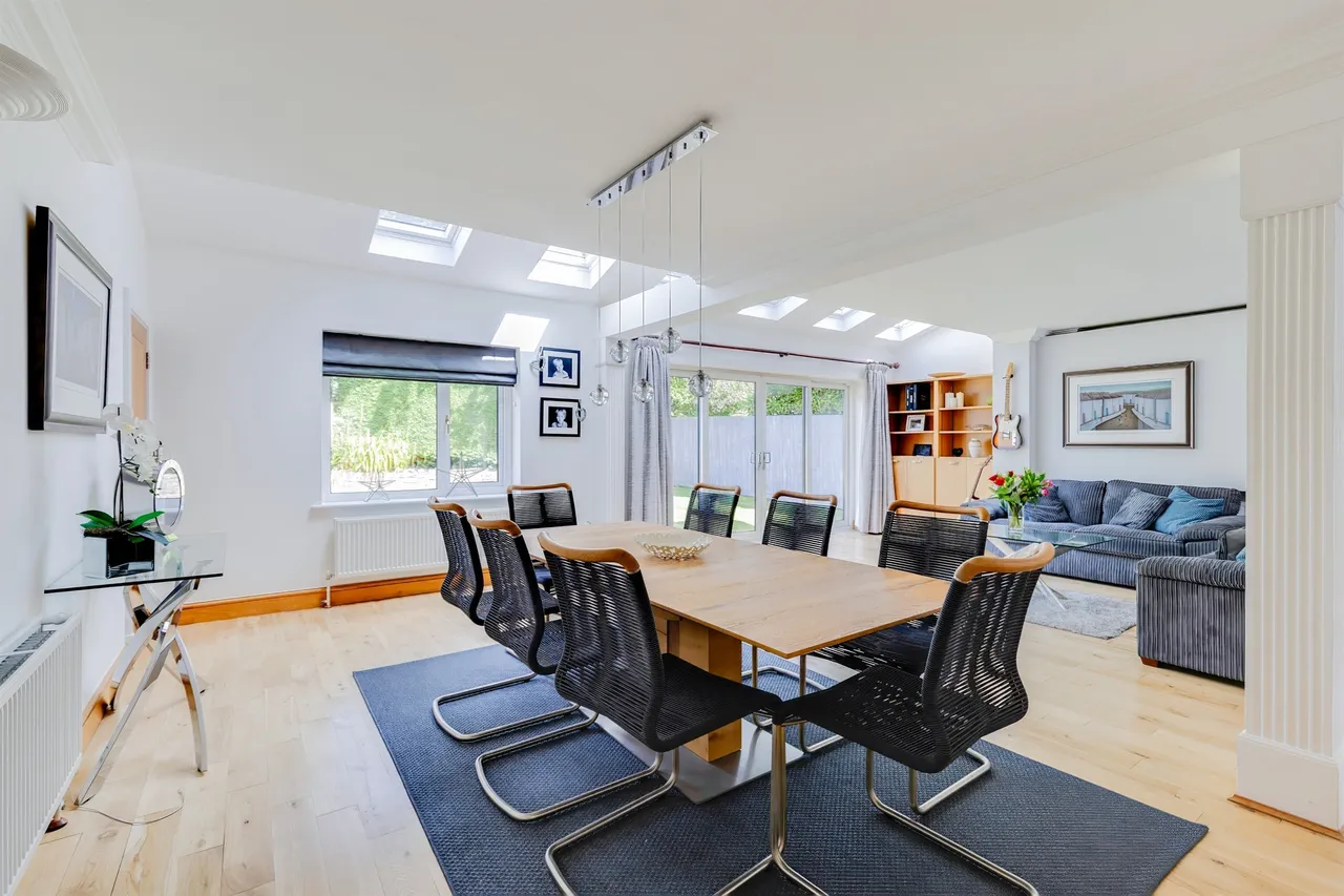 Mill Road, Cardiff, CF14, photo 6