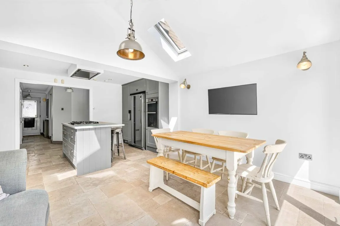 Bevin Square, SW17, photo 7