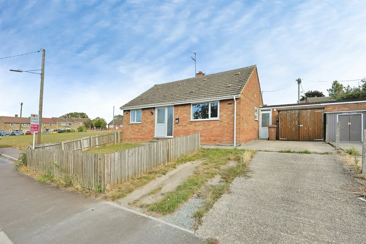 2 bed house for sale — Hillside, Marham