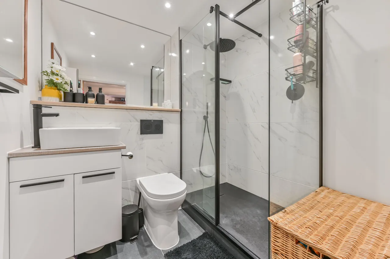 37 Sandover House, 124 Spa Road, London, photo 5