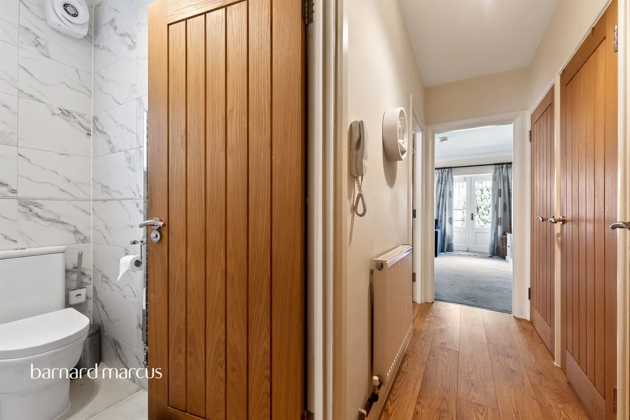 Manorgate Road, Kingston Upon Thames, KT2, photo 9