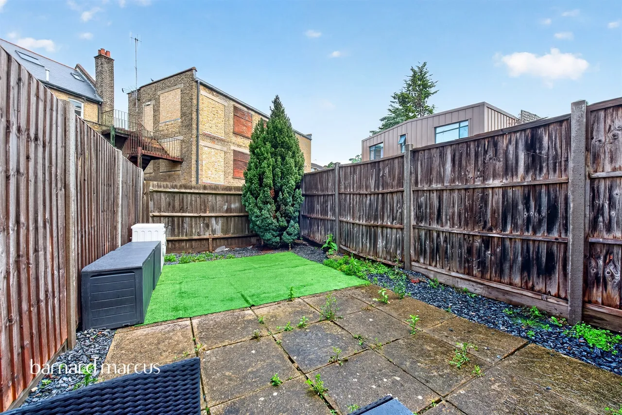 Manorgate Road, Kingston Upon Thames, KT2, photo 4