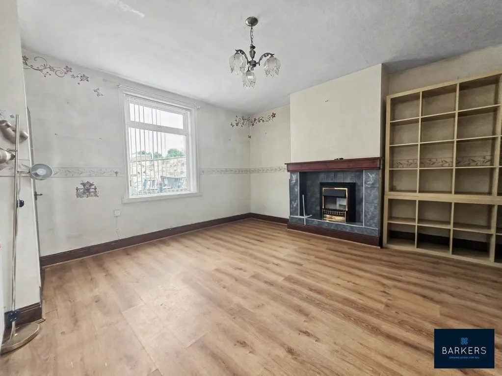 Valley Road, Liversedge WF15 6DF, photo 2