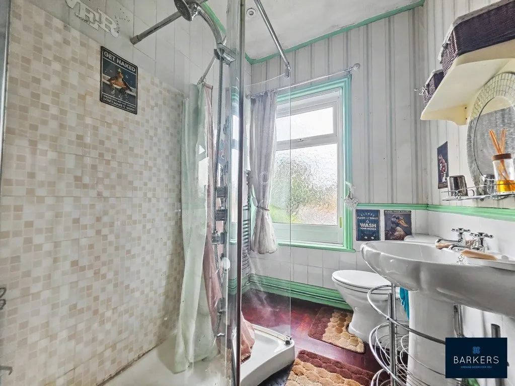Valley Road, Liversedge WF15 6DF, photo 9