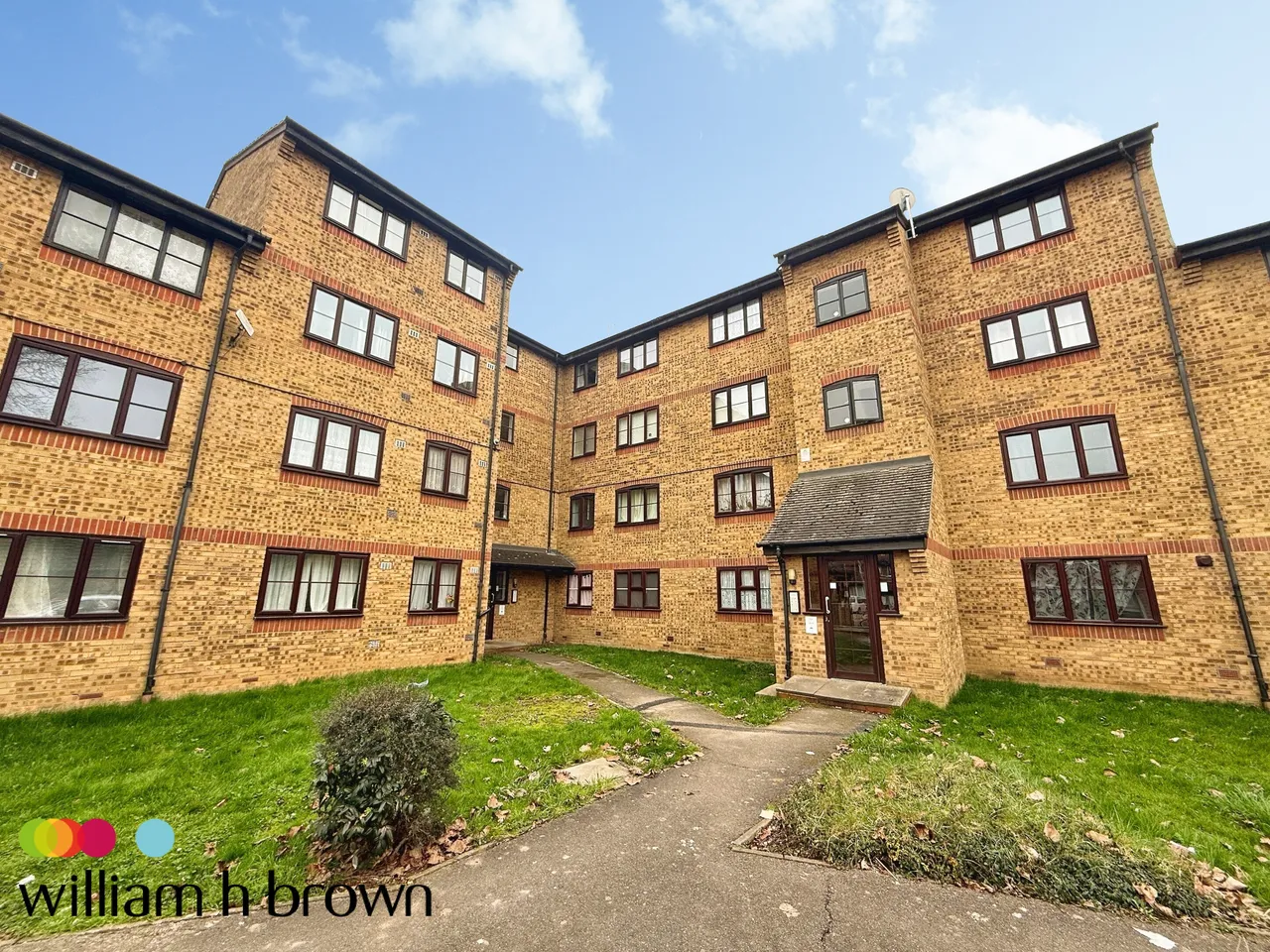 1 bed flat to rent, Crest Avenue, Grays, RM17