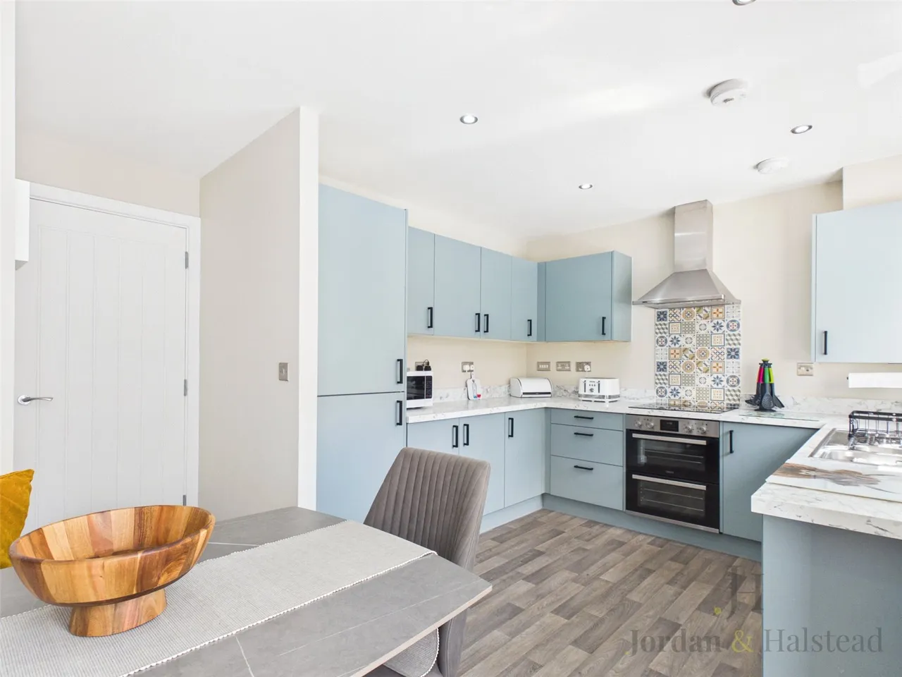 Callender Way, Helsby, Frodsham, Cheshire, WA6 0FX, photo 3