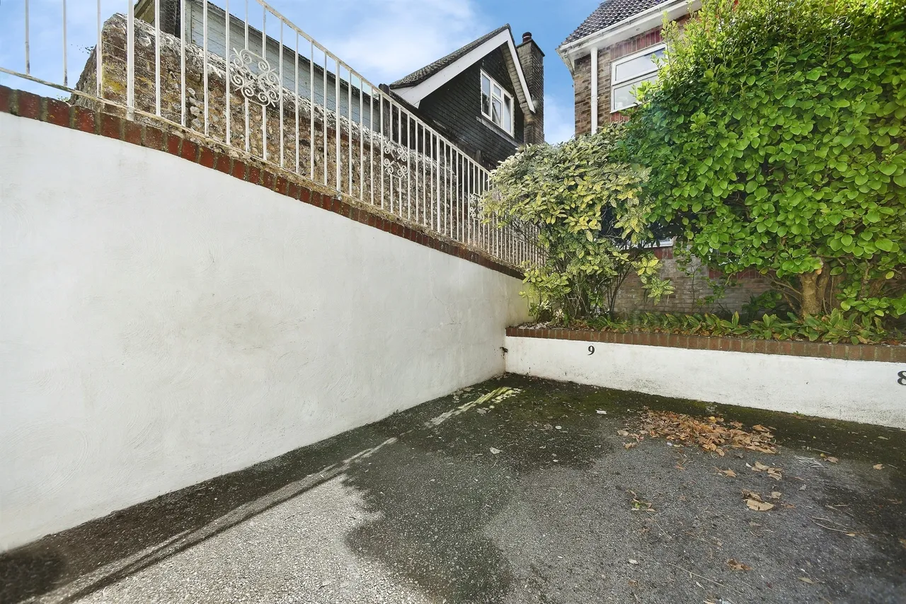 Little Crescent, Rottingdean, BN2, photo 16