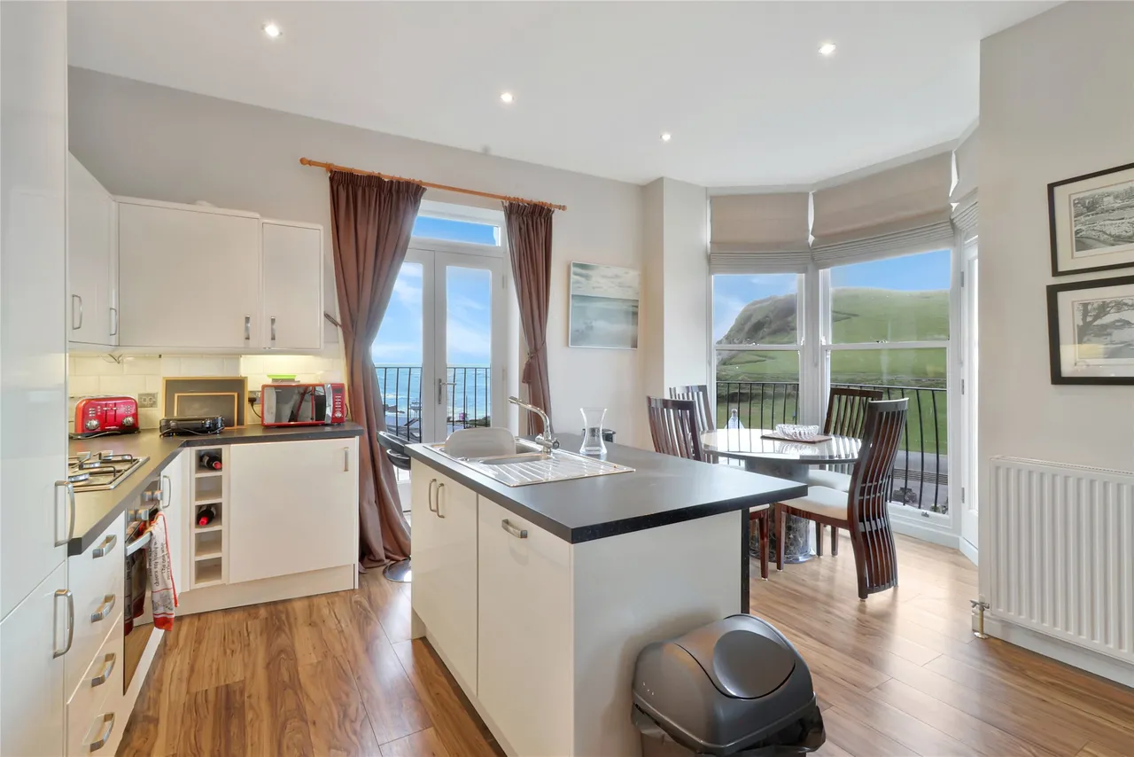 Sommers Crescent, Ilfracombe, EX34, photo 4
