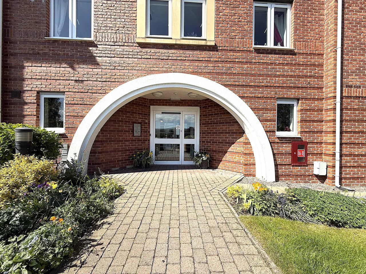 2 bed flat for sale — Sandbriggs Court, Lancaster Road, Preston, Lancashire, PR3 1JF