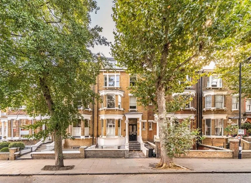 2 bed flat for sale, Elgin Avenue, Maida Vale, W9