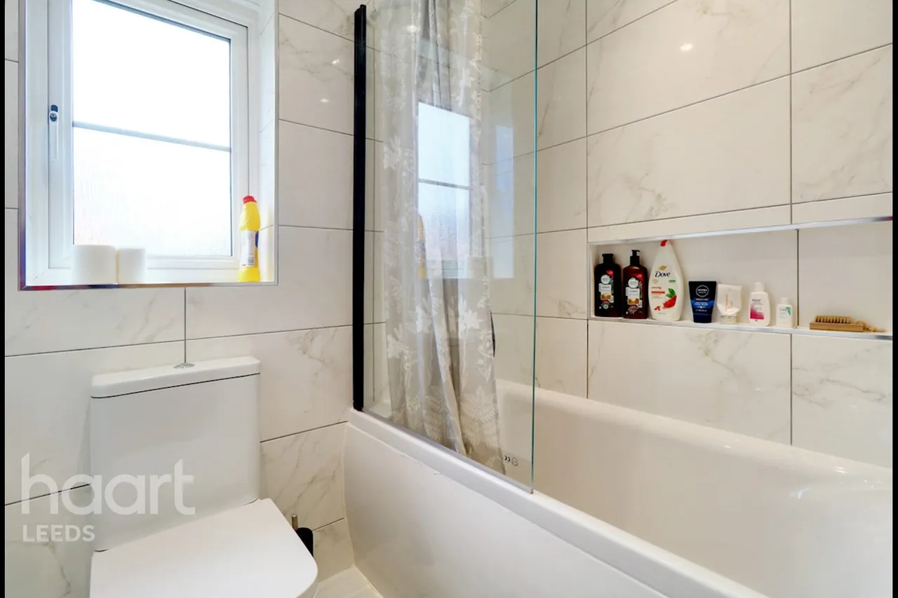 Willowdale, Leeds, LS10, photo 14