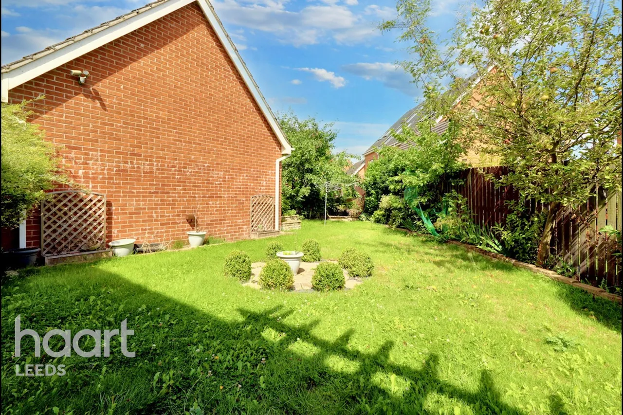 Willowdale, Leeds, LS10, photo 18