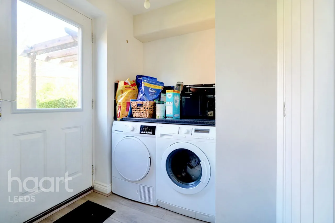 Willowdale, Leeds, LS10, photo 9