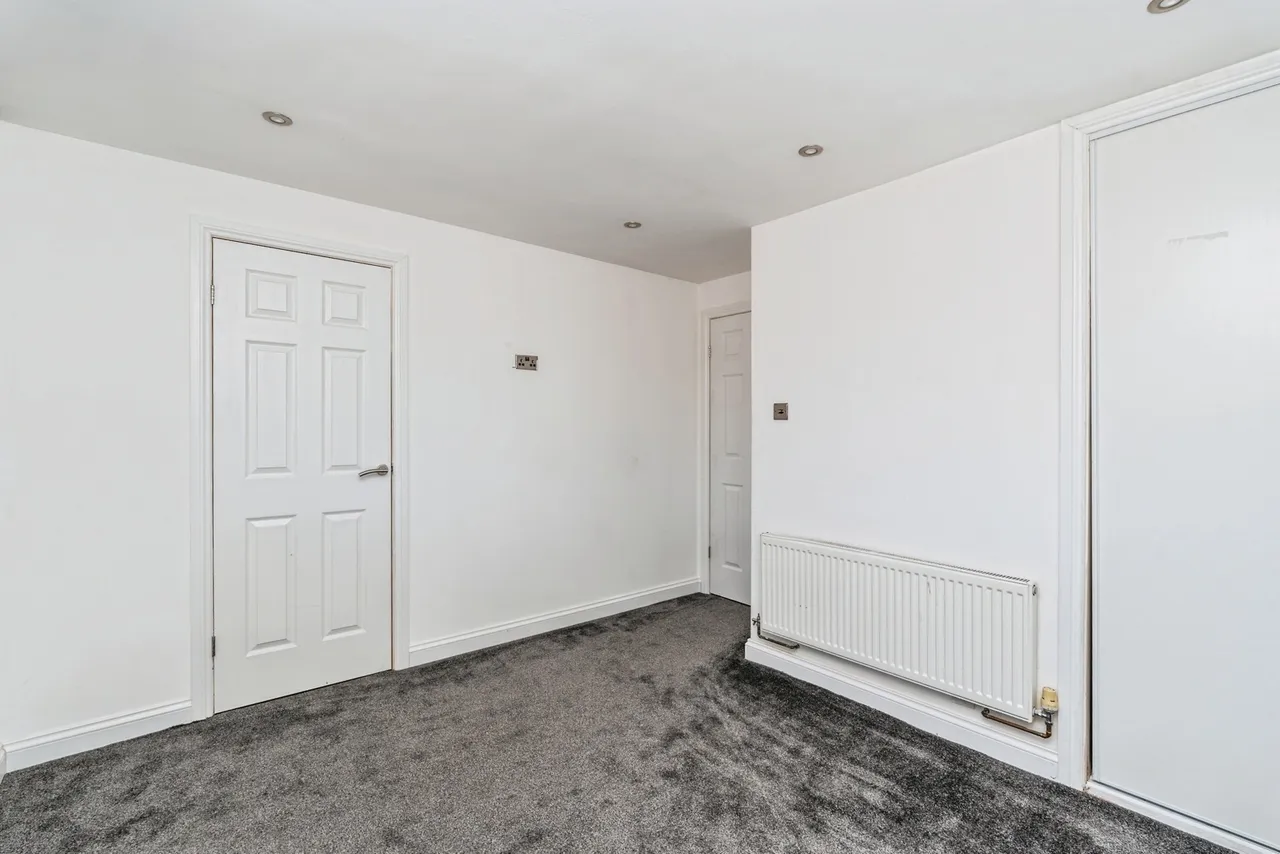 Wellers Close, West Totton, SO40, photo 16