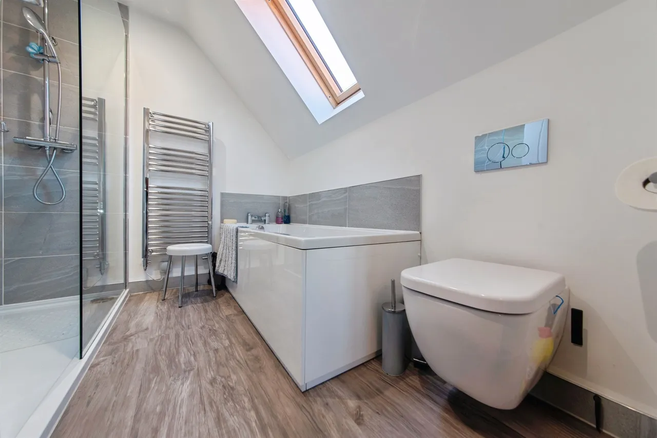 Sleaford, NG34, photo 10