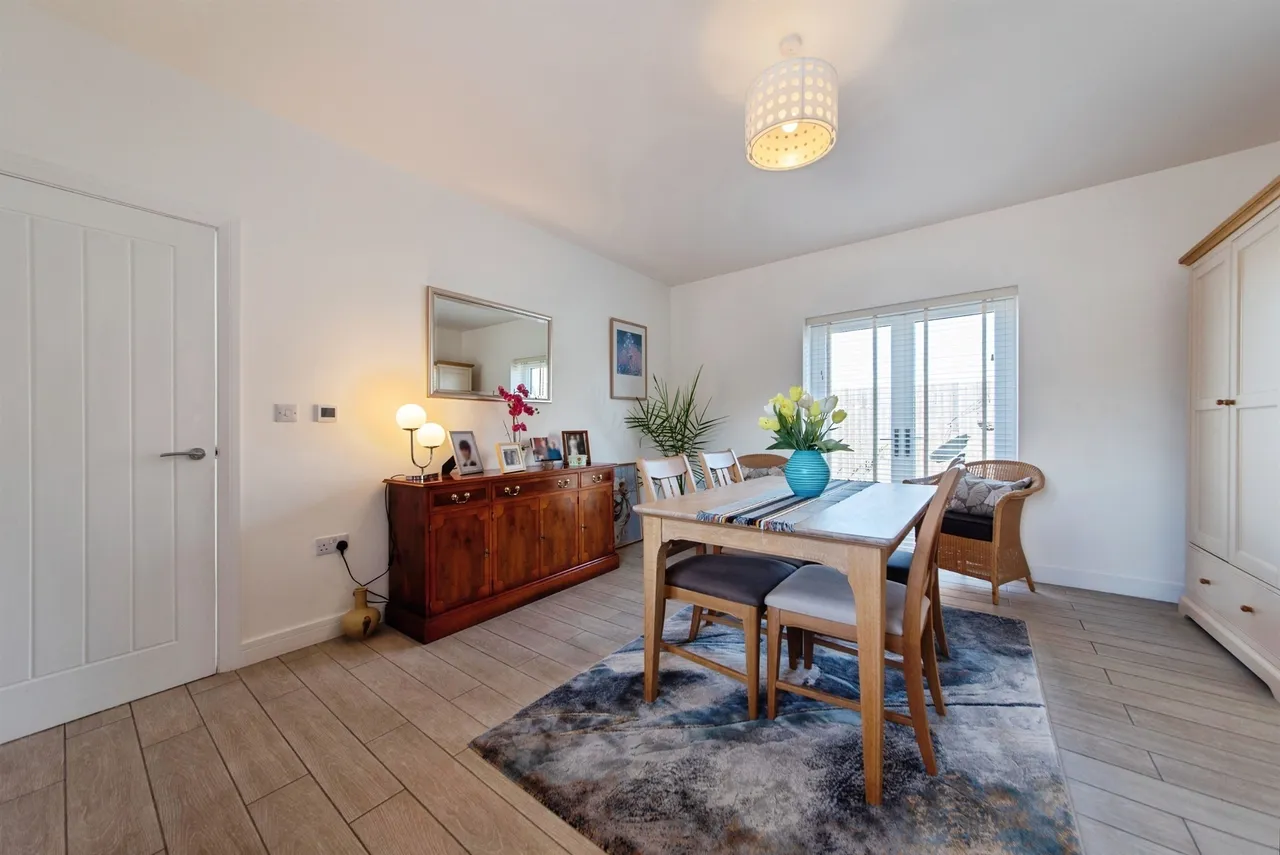 Sleaford, NG34, photo 8