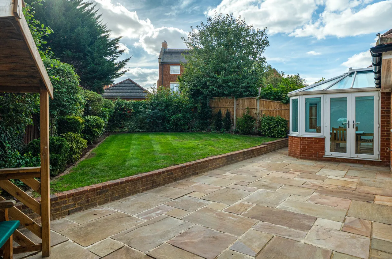 Attwood Drive, Arborfield, RG2, photo 25