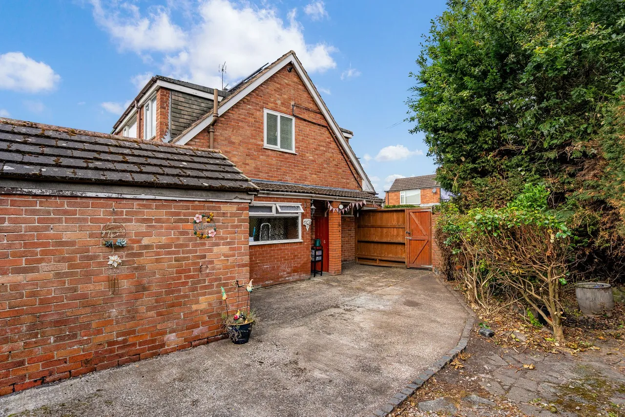 Oakfield Drive, Widnes, Widnes, WA8 8RG, photo 20