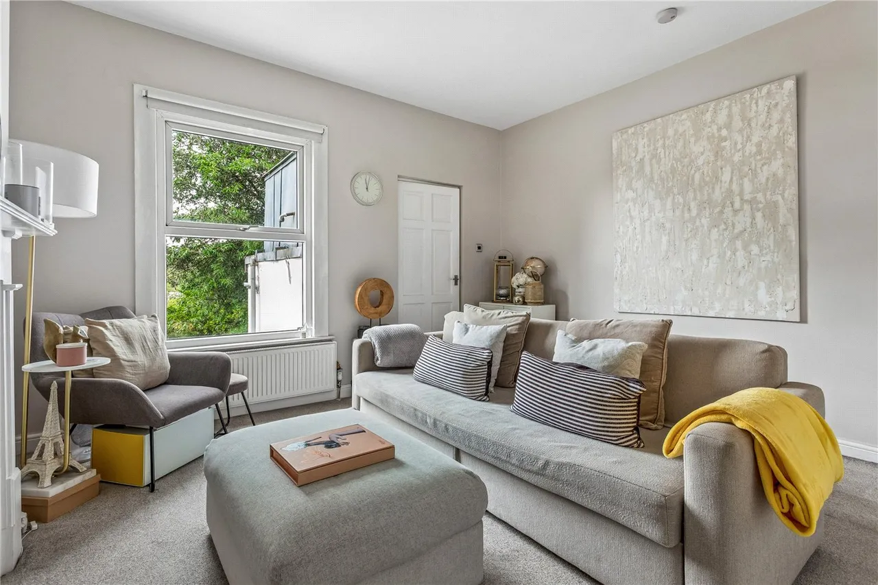 Longley Road, London, SW17, photo 5