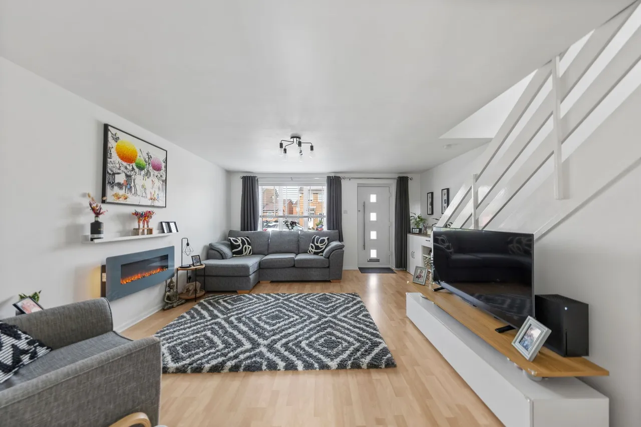 Oban Grove, Fearnhead, Warrington, Warrington, WA2 0TG, photo 6