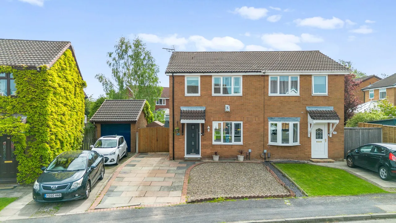 3 bed house for sale — Oban Grove, Fearnhead, Warrington, Warrington, WA2 0TG
