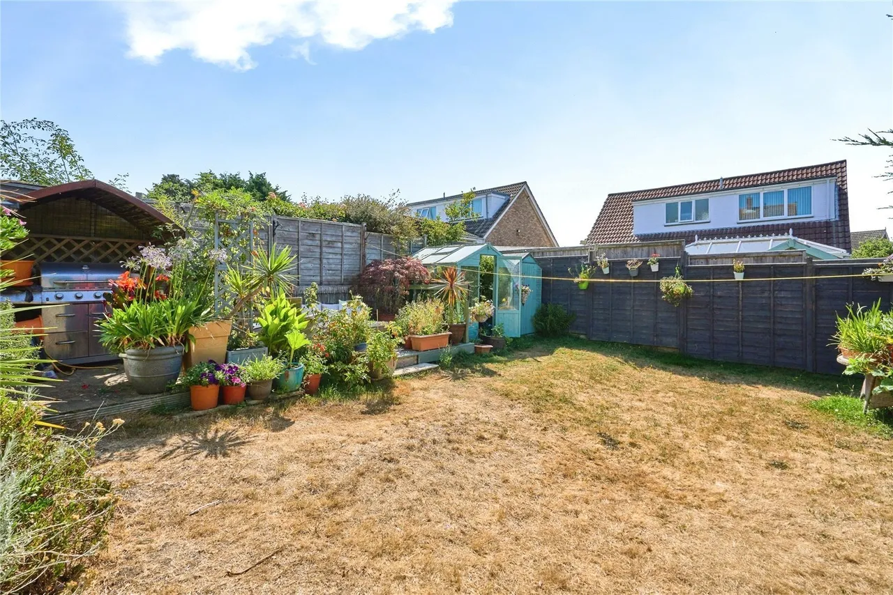 Greenlands Road, East Cowes, PO32, photo 8