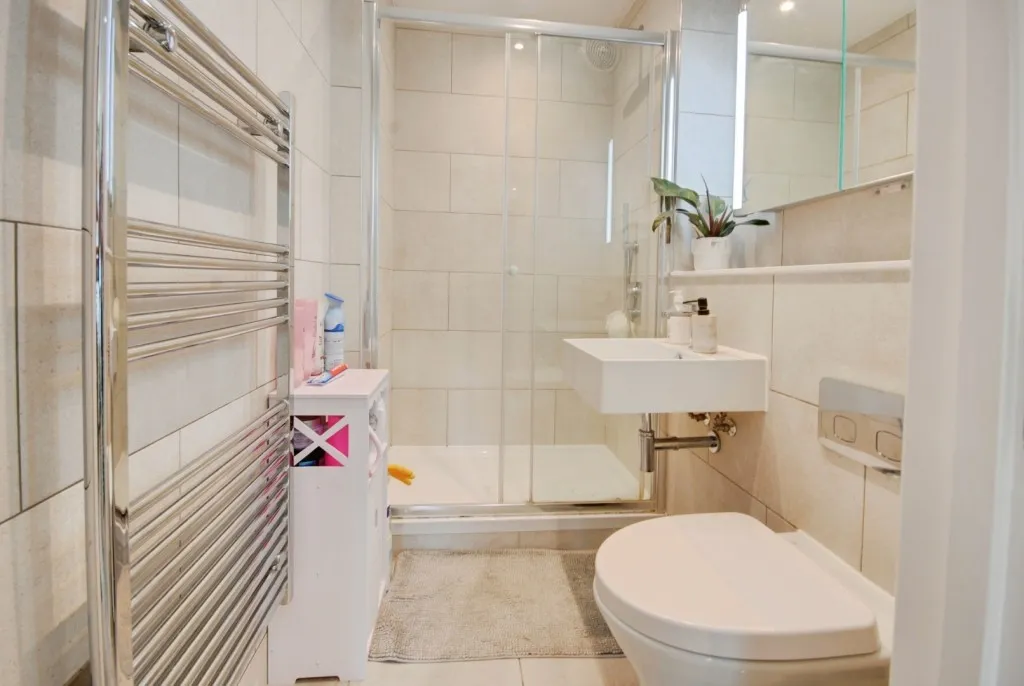 Riverwell Close, Watford, photo 6