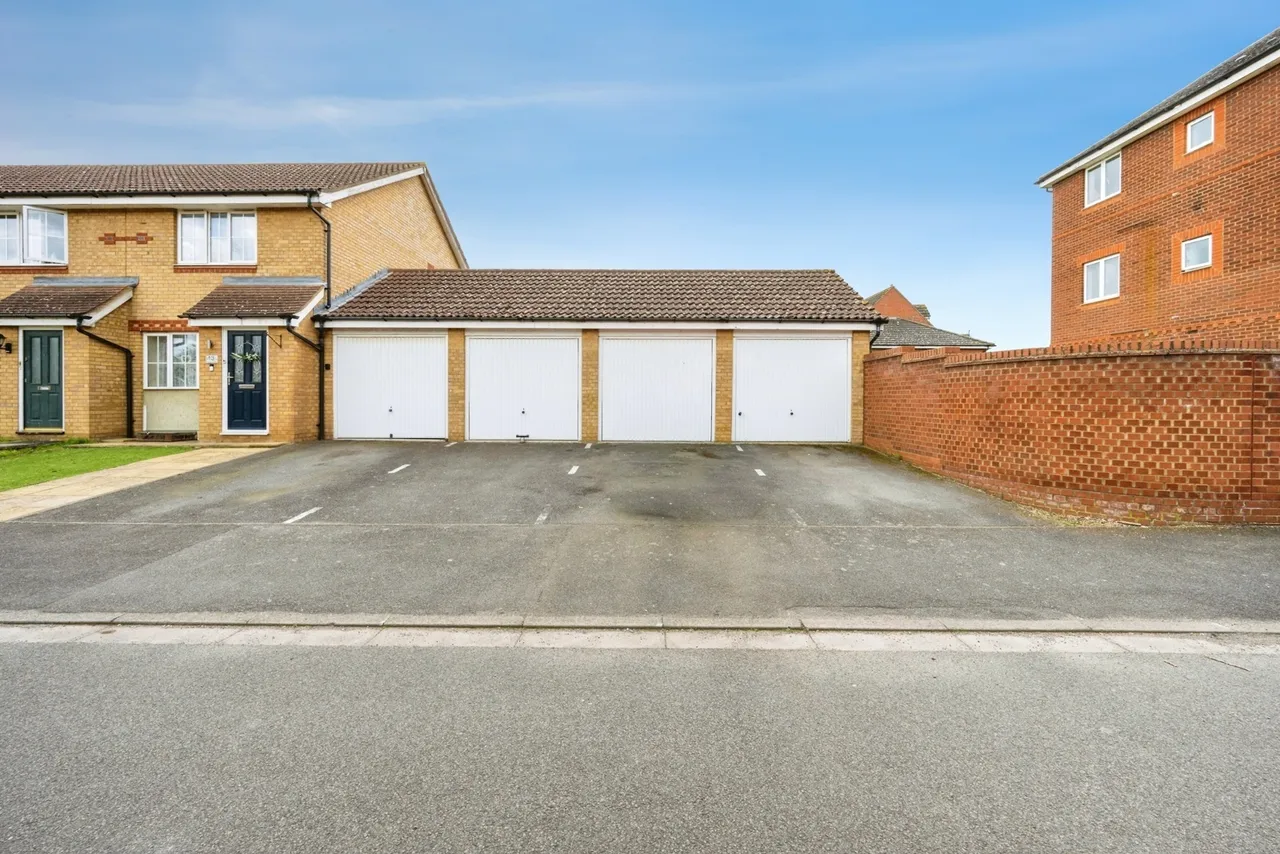 Dorsey Drive, Bedford, Bedfordshire, MK42, photo 10