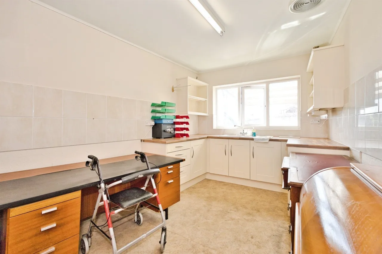 High Street, Curry Rivel, TA10, photo 14