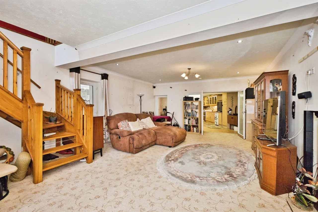 High Street, Curry Rivel, TA10, photo 20
