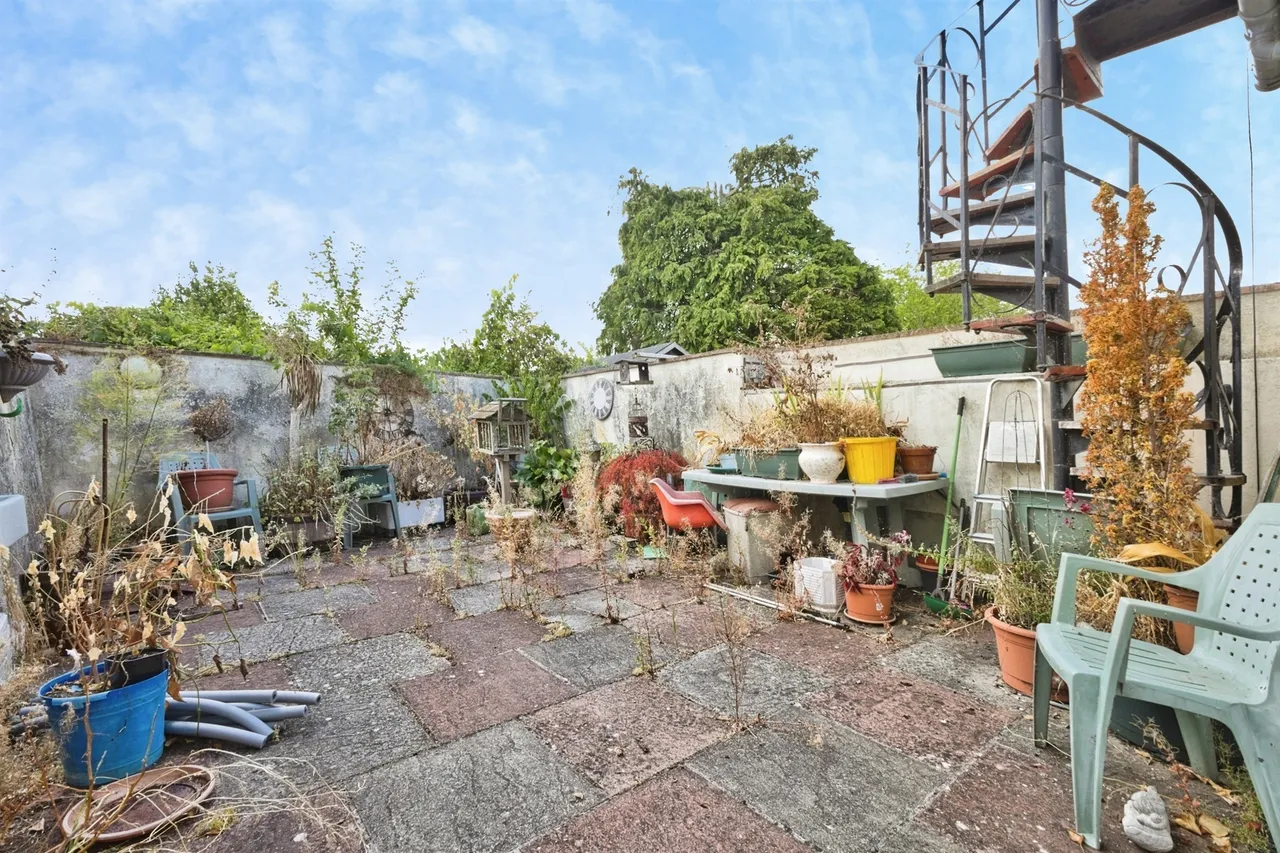 High Street, Curry Rivel, TA10, photo 7