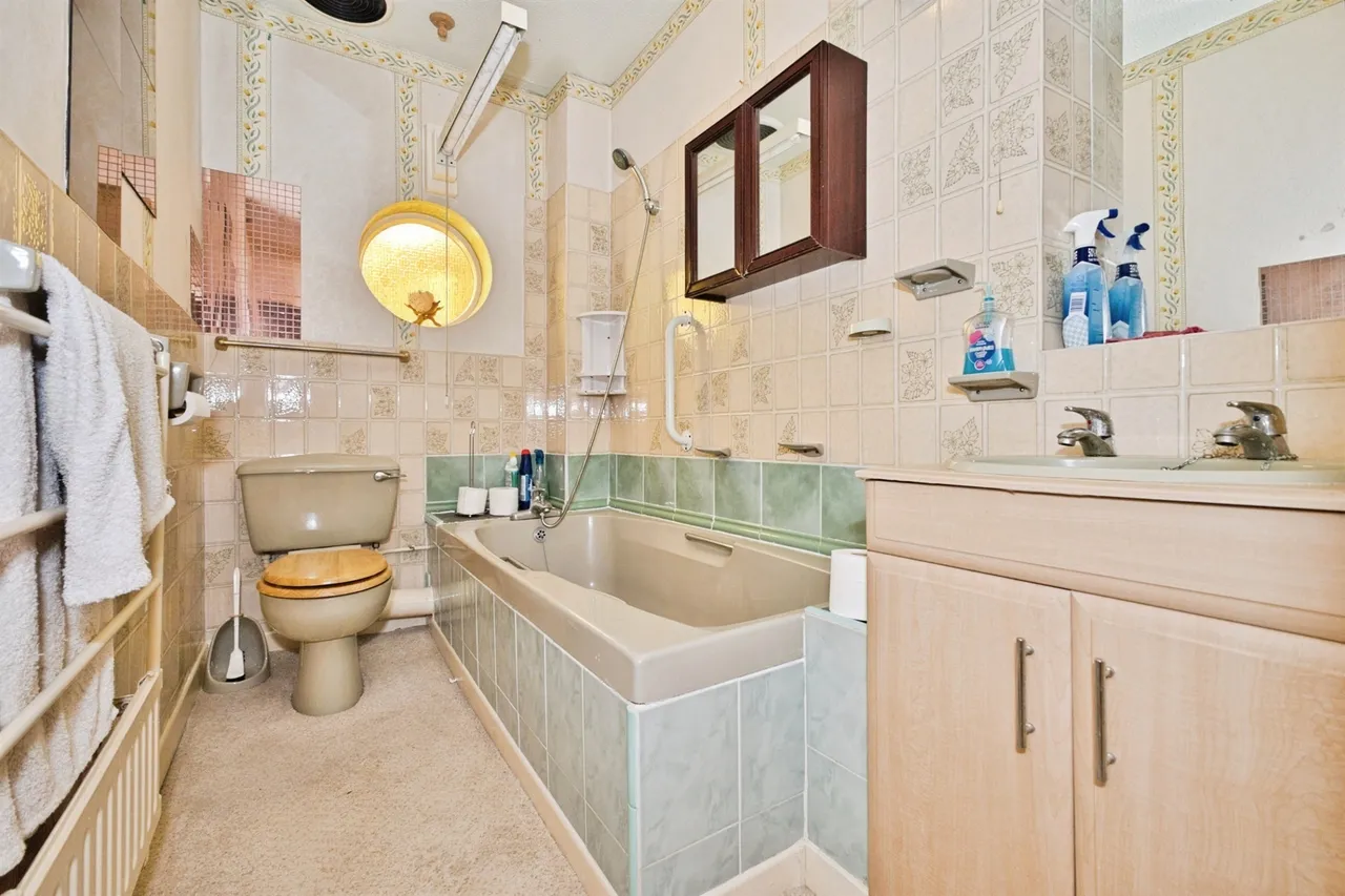High Street, Curry Rivel, TA10, photo 13