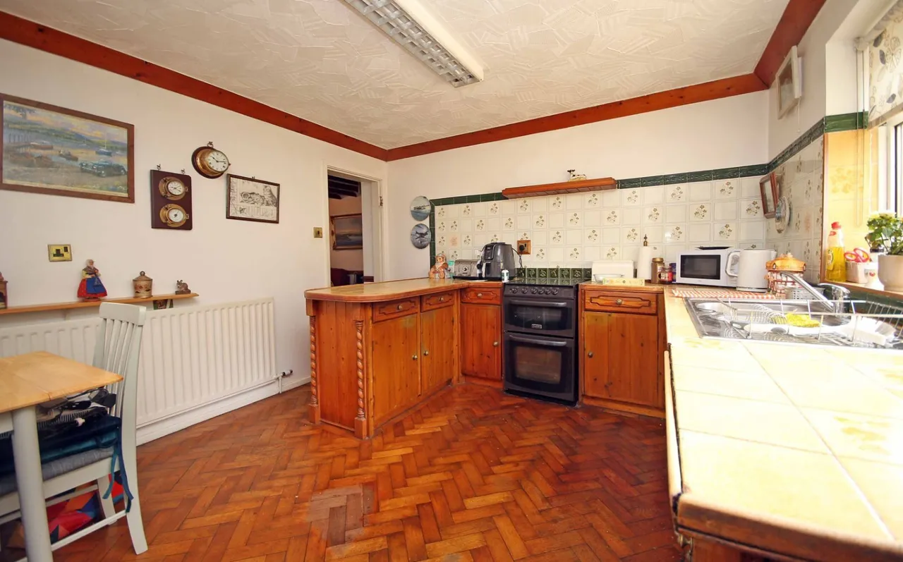 Ffordd Caergybi, Llanfairpwll, photo 5