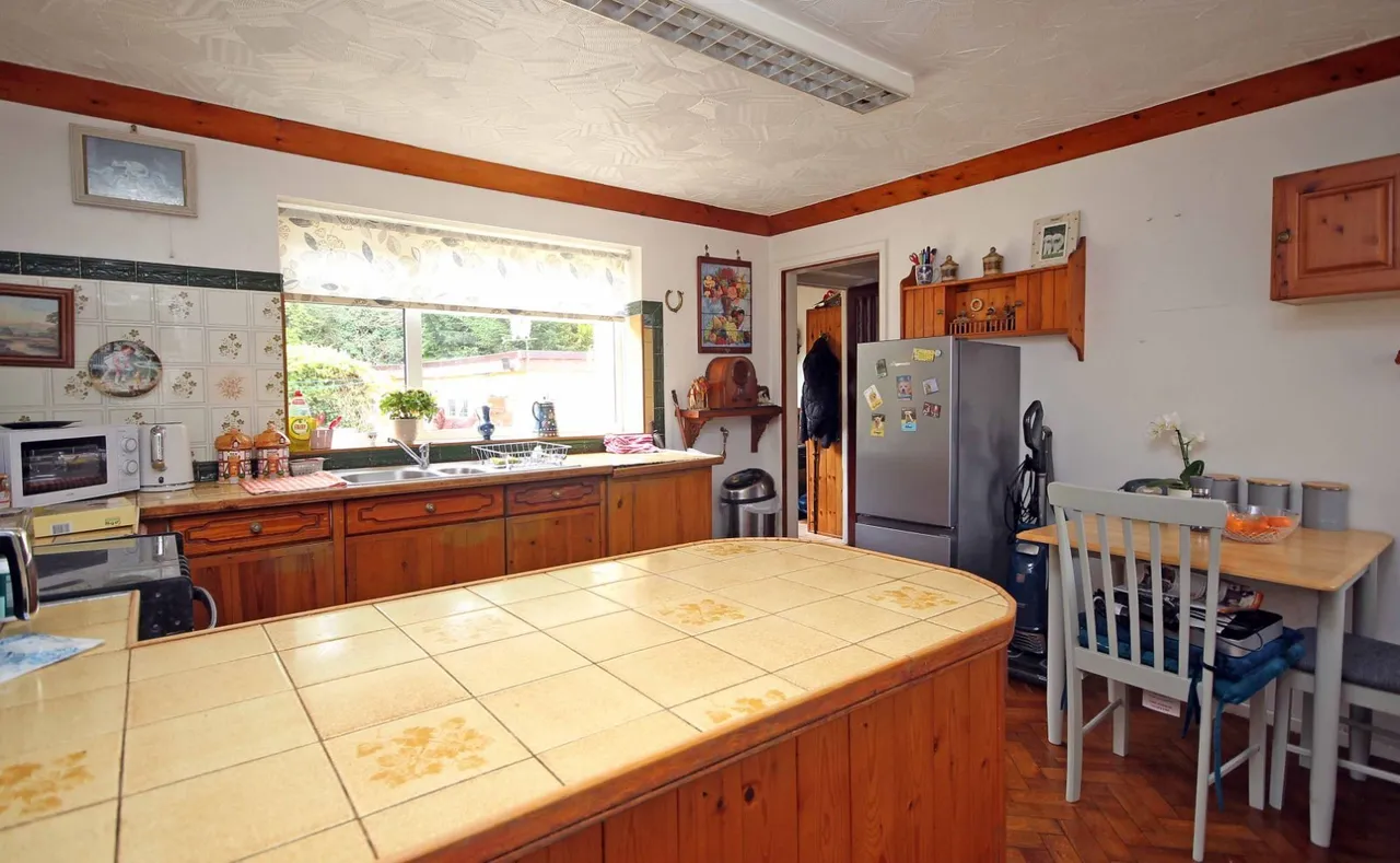Ffordd Caergybi, Llanfairpwll, photo 14