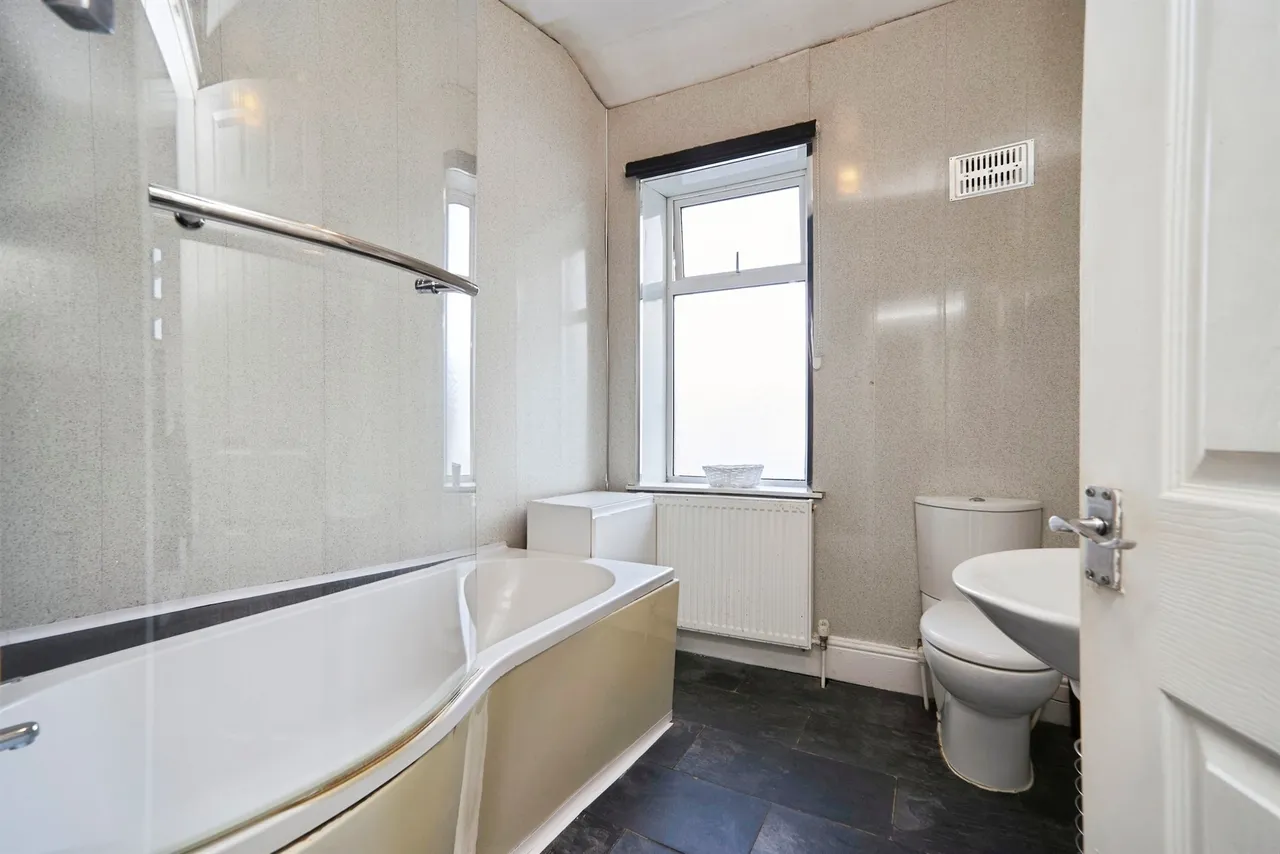 The Gables, Keighley, BD21, photo 17