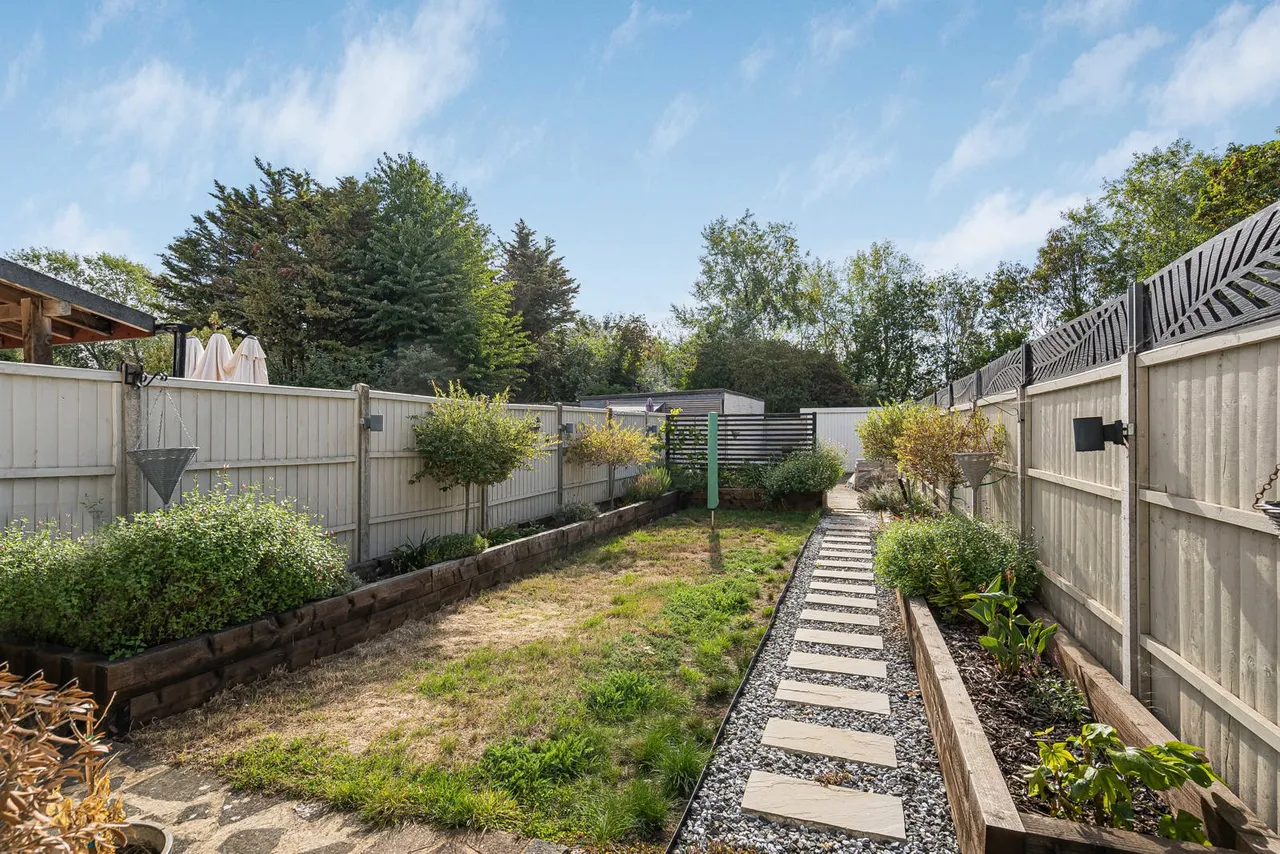Warwick Avenue, Egham, TW20, photo 5